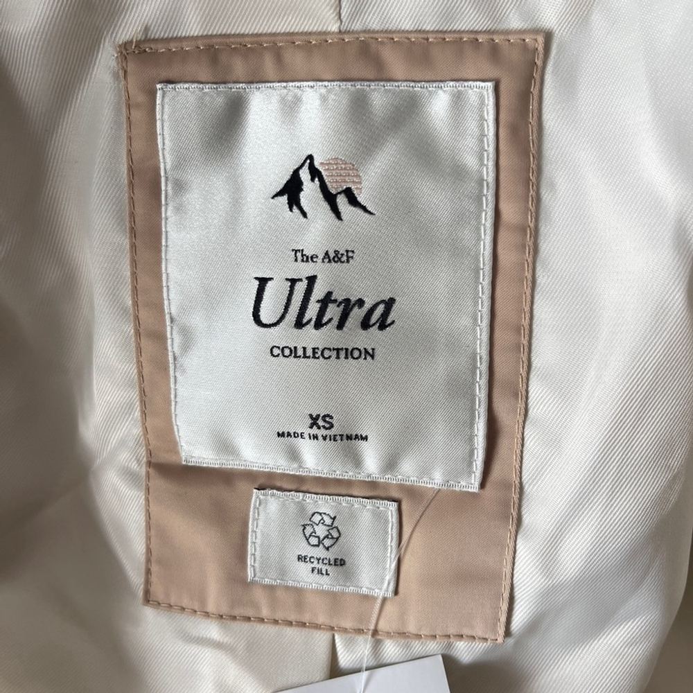 Abercrombie & Fitch Cream and Tan Sherpa Puffer Jacket mini XS ultra collection - Picture 11 of 11